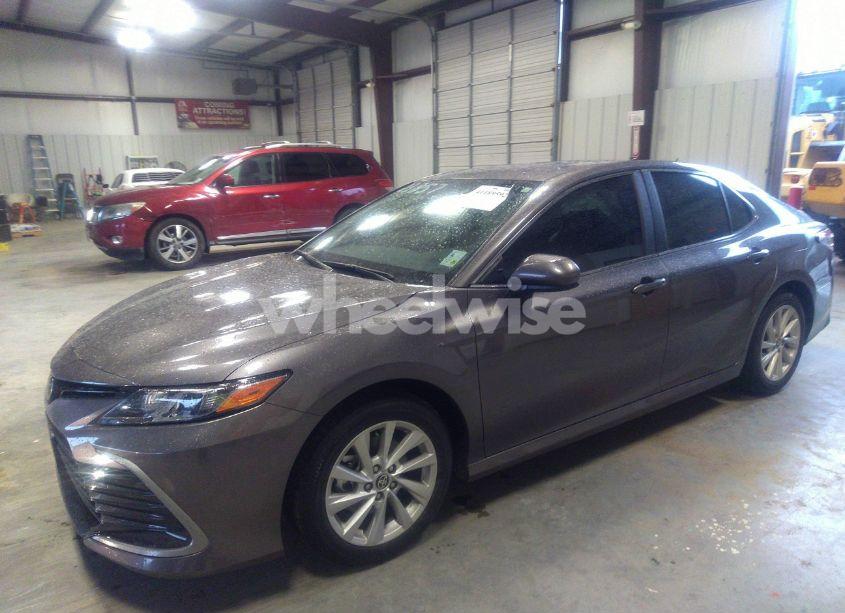 Photo 20 of 2024 Toyota Camry LE (VIN 4T1C11AK3RU872142)