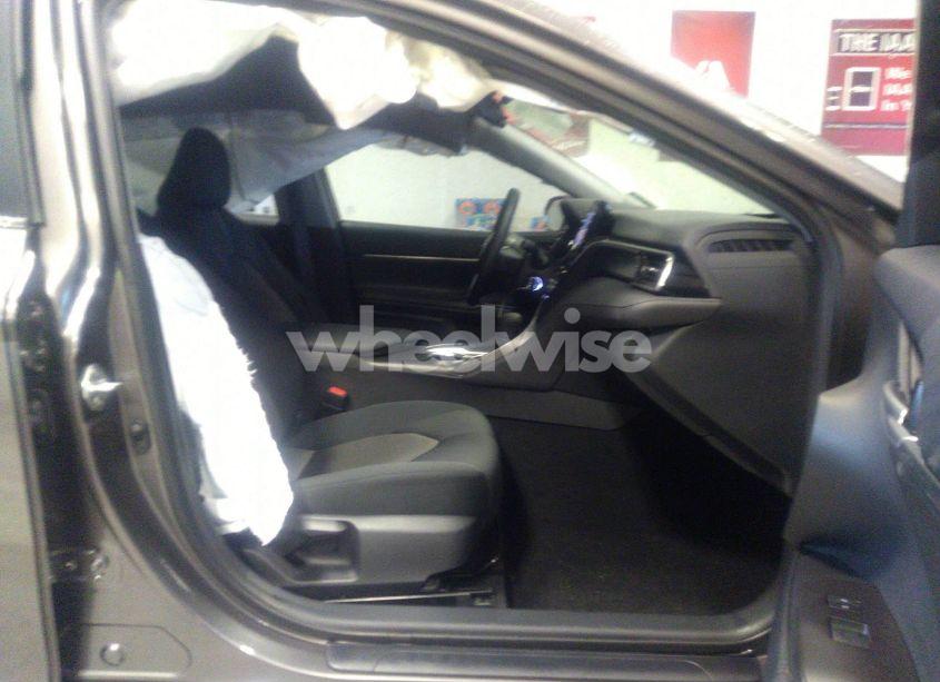 Photo 5 of 2024 Toyota Camry LE (VIN 4T1C11AK3RU872142)