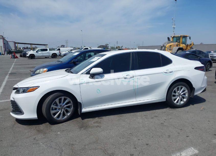 Photo 14 of 2024 Toyota Camry LE (VIN 4T1C11AK3RU888776)