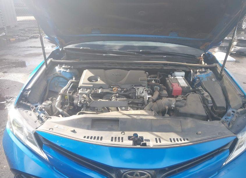 Photo 10 of 2020 Toyota Camry LE (VIN 4T1C11AK4LU321323)