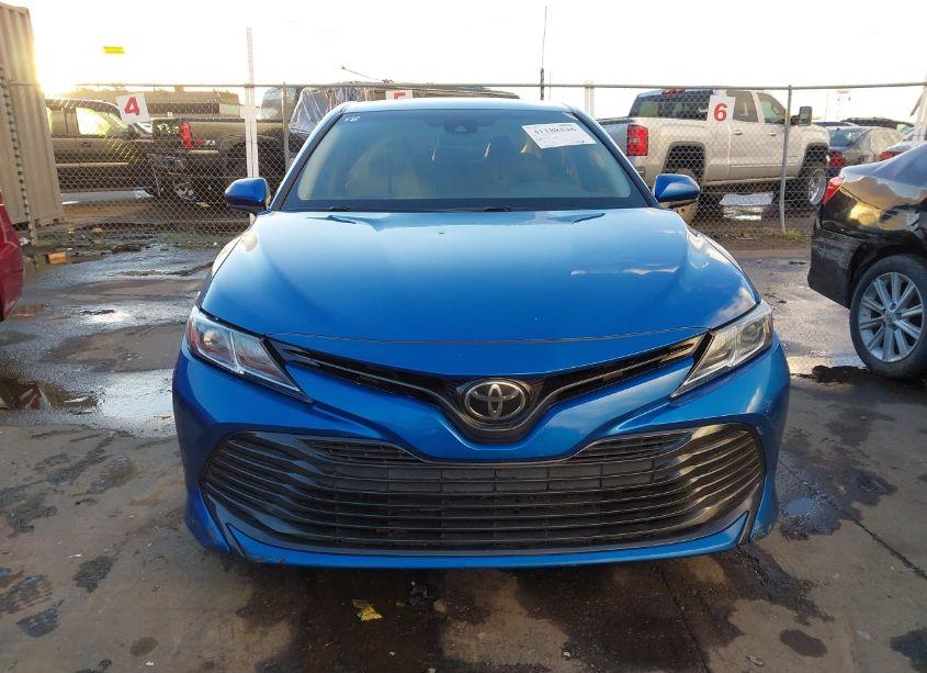 Photo 12 of 2020 Toyota Camry LE (VIN 4T1C11AK4LU321323)