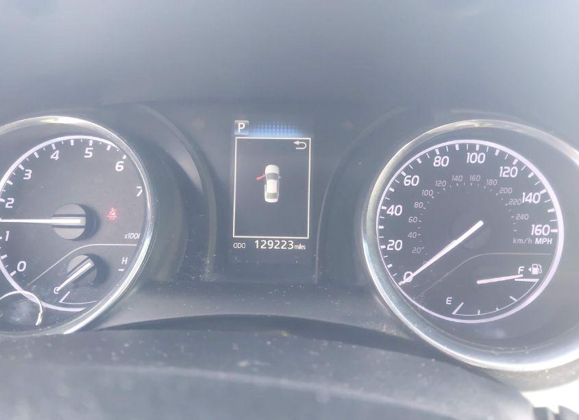 Photo 15 of 2020 Toyota Camry LE (VIN 4T1C11AK4LU321323)