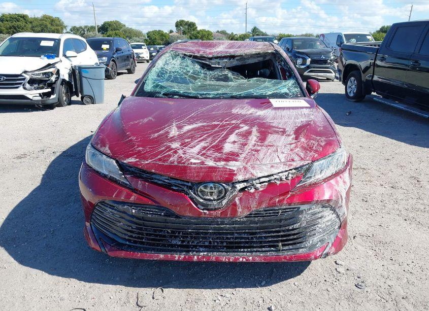 Photo 12 of 2020 Toyota Camry LE (VIN 4T1C11AK4LU321631)