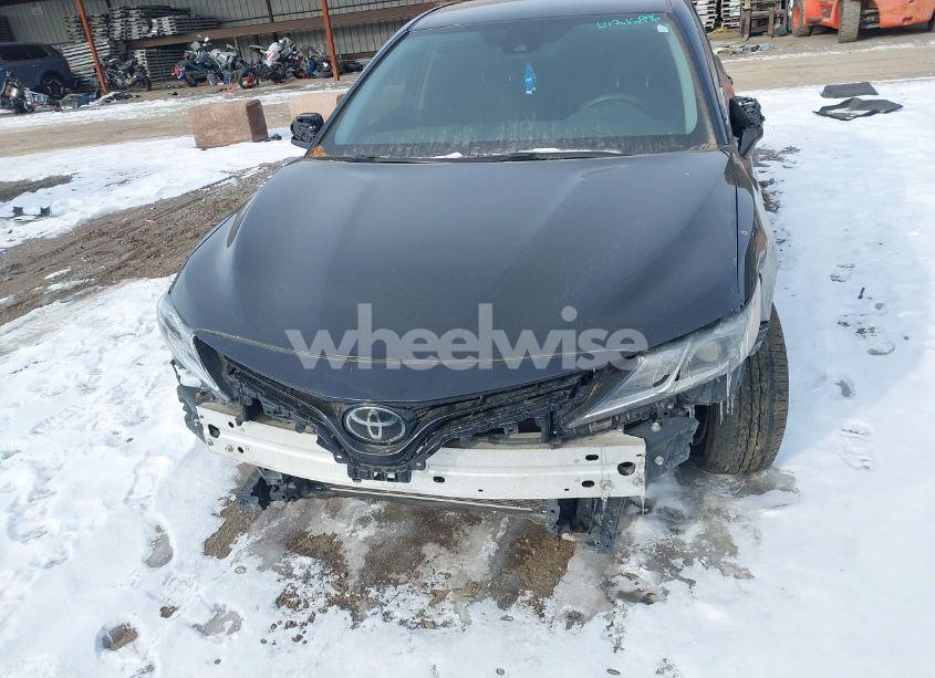 Photo 12 of 2020 Toyota Camry LE (VIN 4T1C11AK4LU391730)