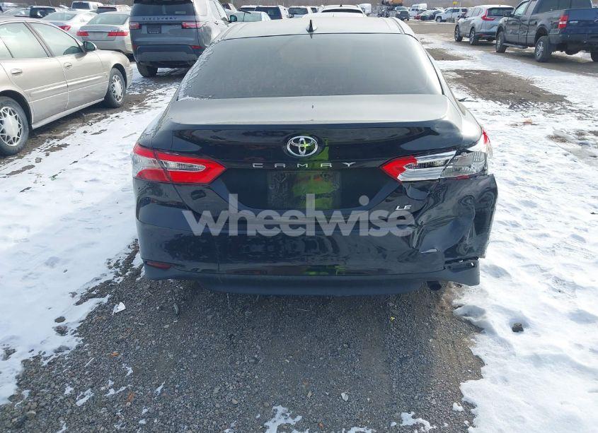 Photo 16 of 2020 Toyota Camry LE (VIN 4T1C11AK4LU391730)