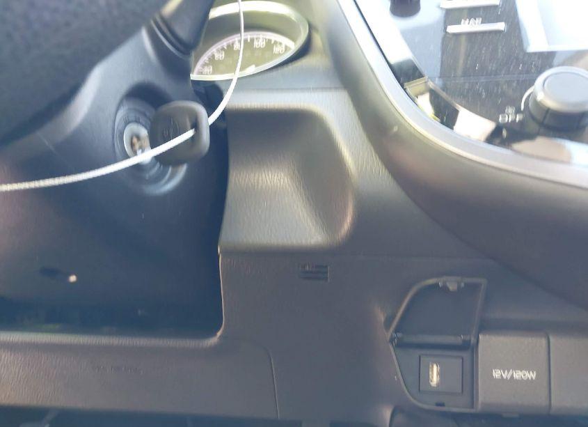 Photo 11 of 2020 Toyota Camry LE (VIN 4T1C11AK4LU507282)