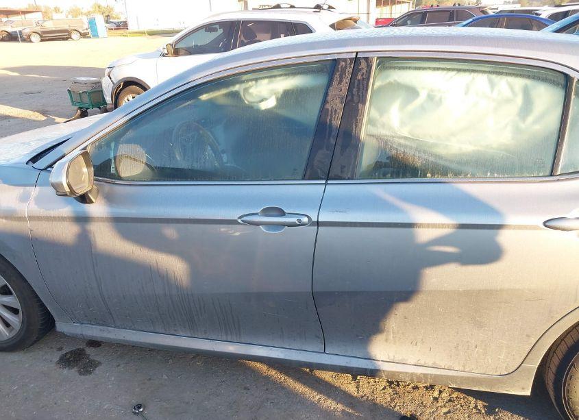 Photo 14 of 2020 Toyota Camry LE (VIN 4T1C11AK4LU507282)