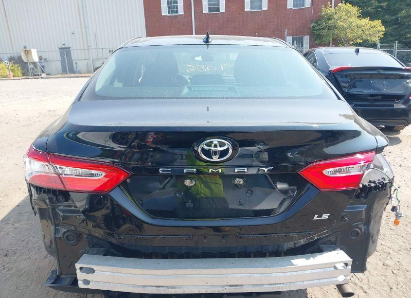 Photo 16 of 2020 Toyota Camry LE (VIN 4T1C11AK4LU885666)