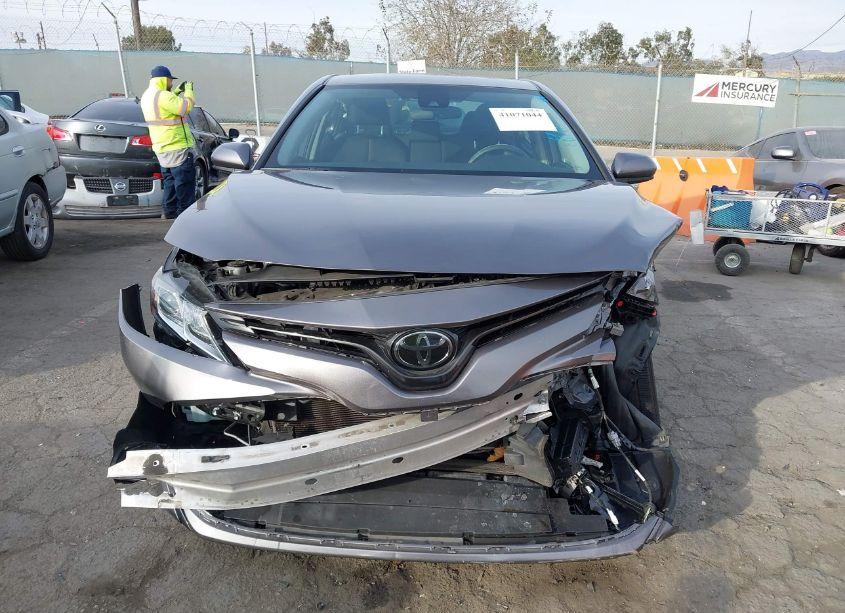 Photo 12 of 2020 Toyota Camry LE (VIN 4T1C11AK4LU951438)