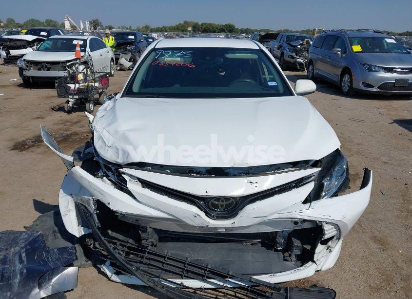 Photo 11 of 2020 Toyota Camry LE (VIN 4T1C11AK4LU955392)