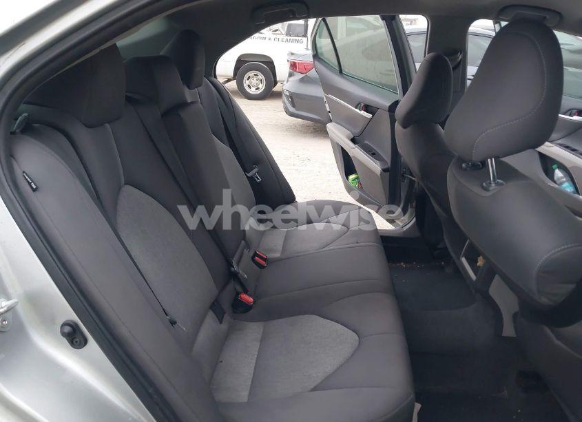 Photo 8 of 2021 Toyota Camry LE (VIN 4T1C11AK4MU441558)