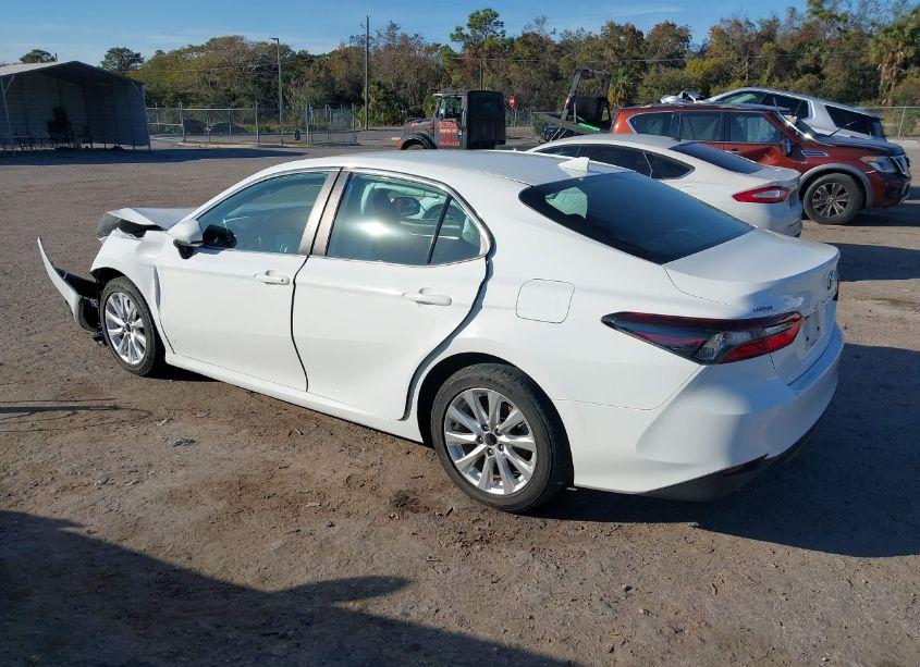 Photo 3 of 2021 Toyota Camry LE (VIN 4T1C11AK4MU444346)