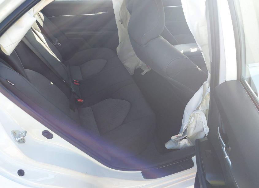 Photo 8 of 2021 Toyota Camry LE (VIN 4T1C11AK4MU444346)