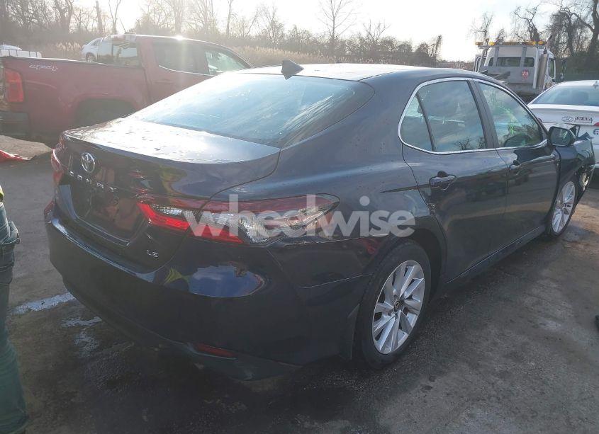 Photo 4 of 2021 Toyota Camry LE (VIN 4T1C11AK4MU461468)