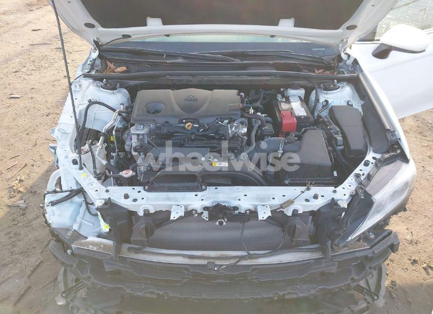 Photo 10 of 2021 Toyota Camry LE (VIN 4T1C11AK4MU462278)