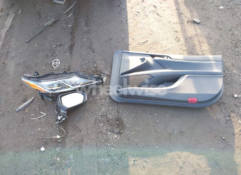 Photo 12 of 2021 Toyota Camry LE (VIN 4T1C11AK4MU462278)