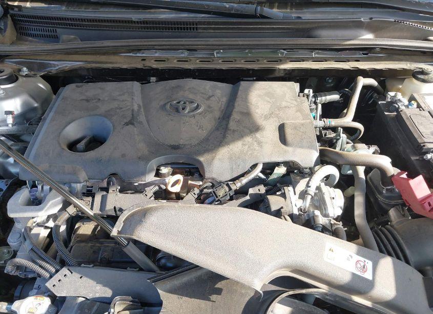 Photo 10 of 2021 Toyota Camry LE (VIN 4T1C11AK4MU535391)