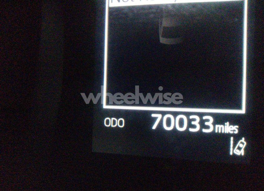 Photo 15 of 2021 Toyota Camry LE (VIN 4T1C11AK4MU564390)