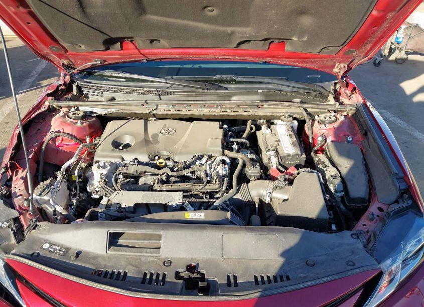 Photo 10 of 2021 Toyota Camry LE (VIN 4T1C11AK4MU596630)