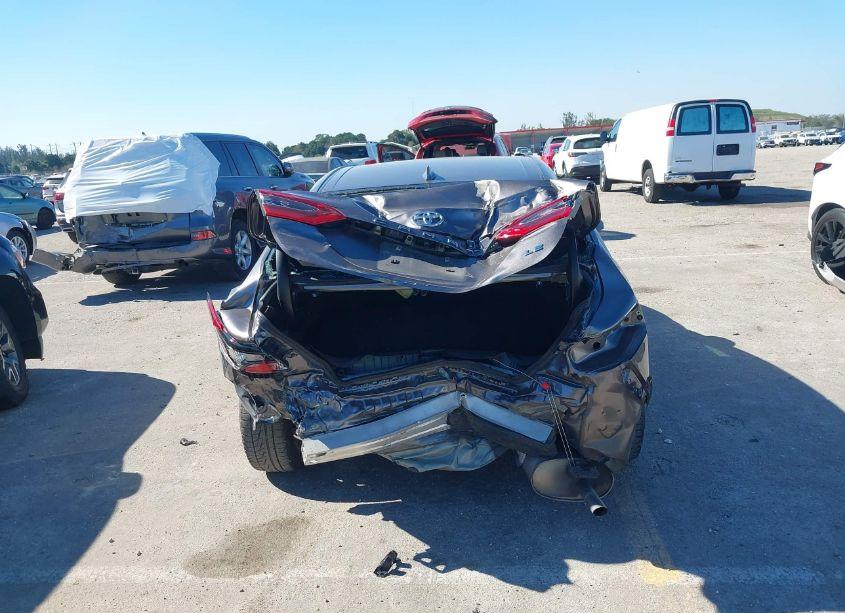 Photo 17 of 2022 Toyota Camry LE (VIN 4T1C11AK4NU035278)