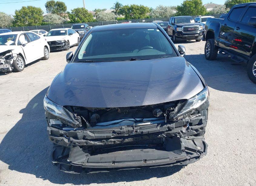 Photo 6 of 2022 Toyota Camry LE (VIN 4T1C11AK4NU035278)