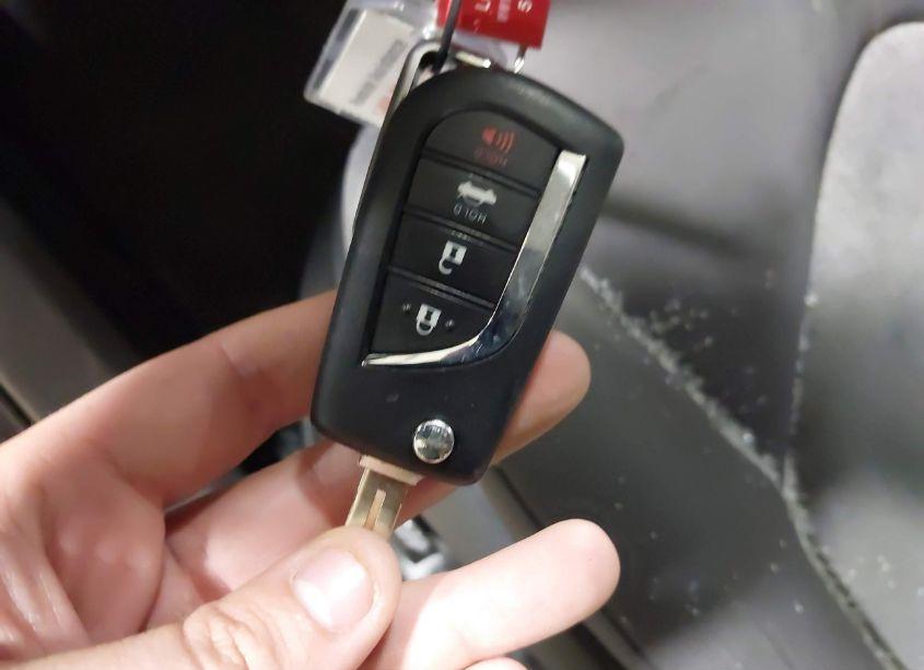 Photo 11 of 2022 Toyota Camry LE (VIN 4T1C11AK4NU058267)