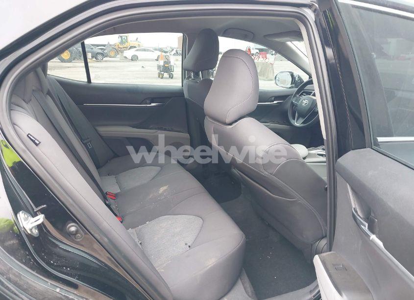 Photo 8 of 2022 Toyota Camry LE (VIN 4T1C11AK4NU642099)