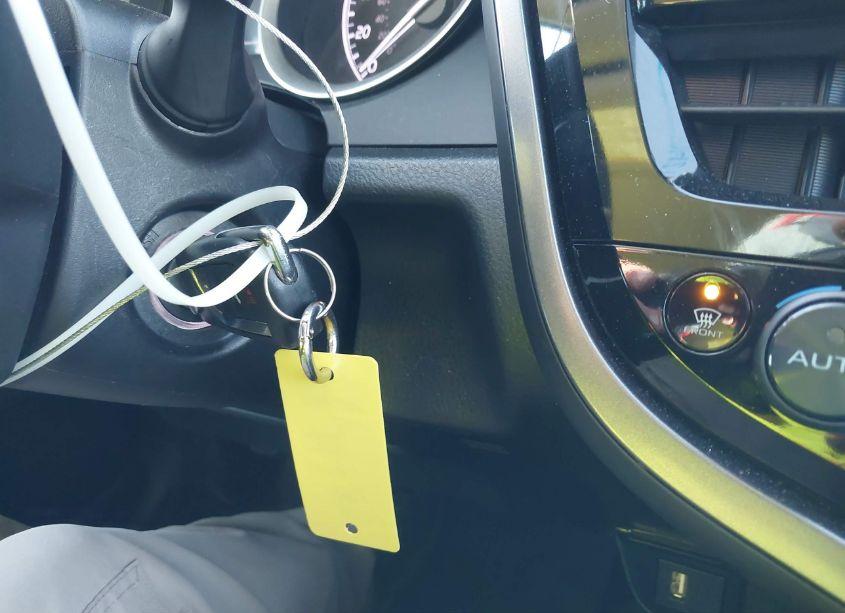 Photo 11 of 2022 Toyota Camry LE (VIN 4T1C11AK4NU652261)