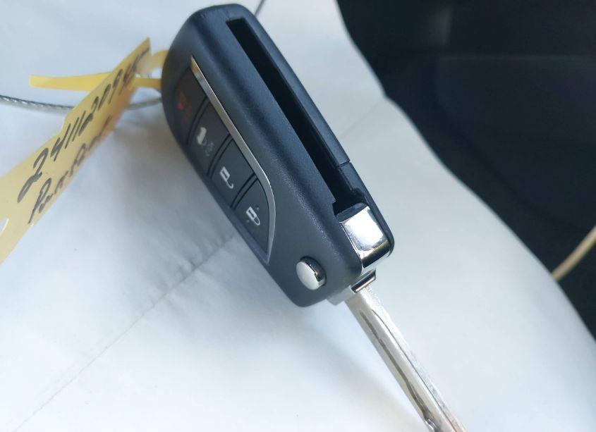 Photo 11 of 2022 Toyota Camry LE (VIN 4T1C11AK4NU658349)