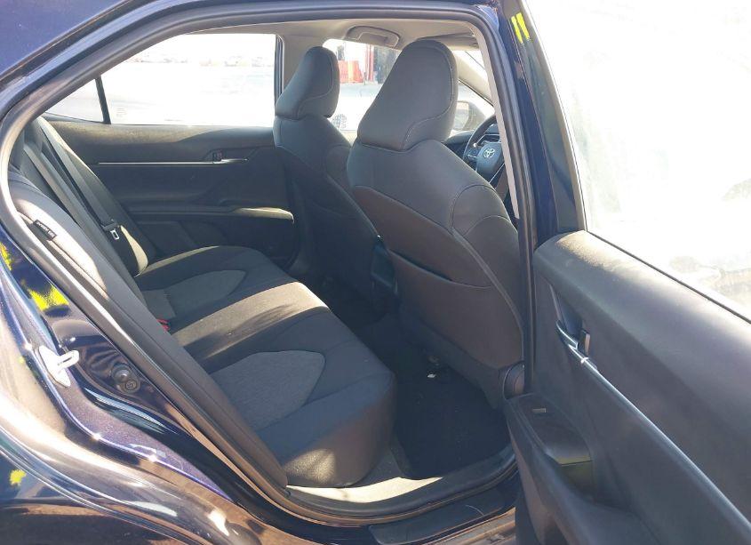 Photo 8 of 2022 Toyota Camry LE (VIN 4T1C11AK4NU658349)