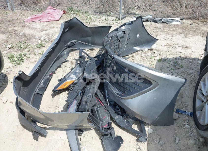 Photo 12 of 2022 Toyota Camry LE (VIN 4T1C11AK4NU668427)