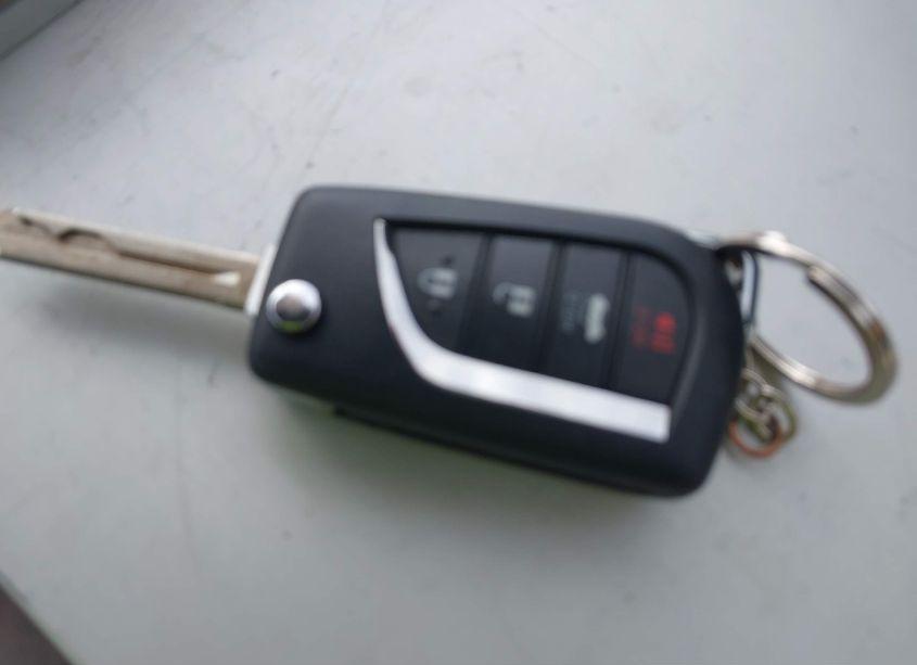 Photo 11 of 2022 Toyota Camry LE (VIN 4T1C11AK4NU698155)