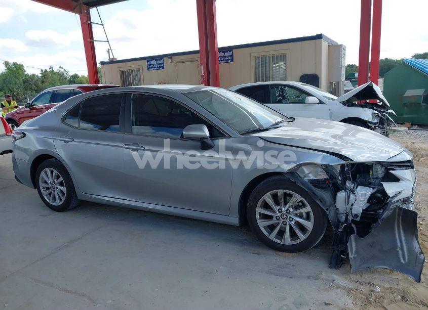 Photo 13 of 2023 Toyota Camry LE (VIN 4T1C11AK4PU139482)
