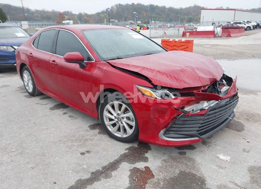 2023 Toyota Camry LE (VIN 4T1C11AK4PU141863) main photo