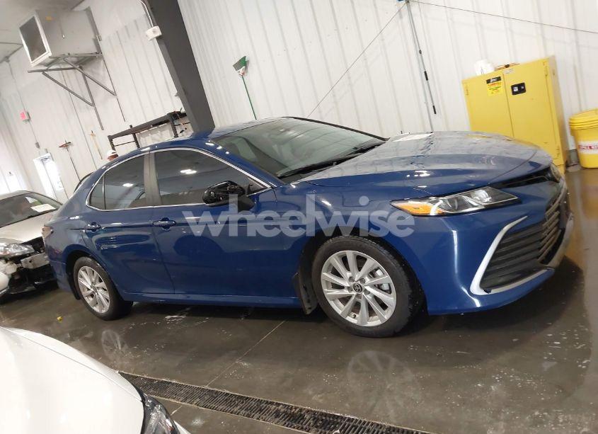 Photo 13 of 2023 Toyota Camry LE (VIN 4T1C11AK4PU178007)