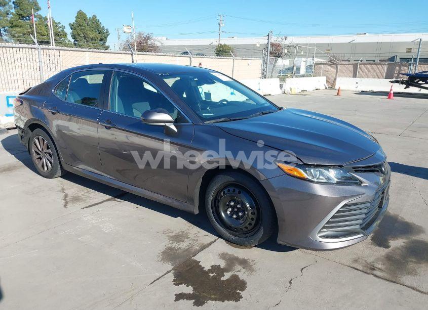 2023 Toyota Camry LE (VIN 4T1C11AK4PU178346) main photo