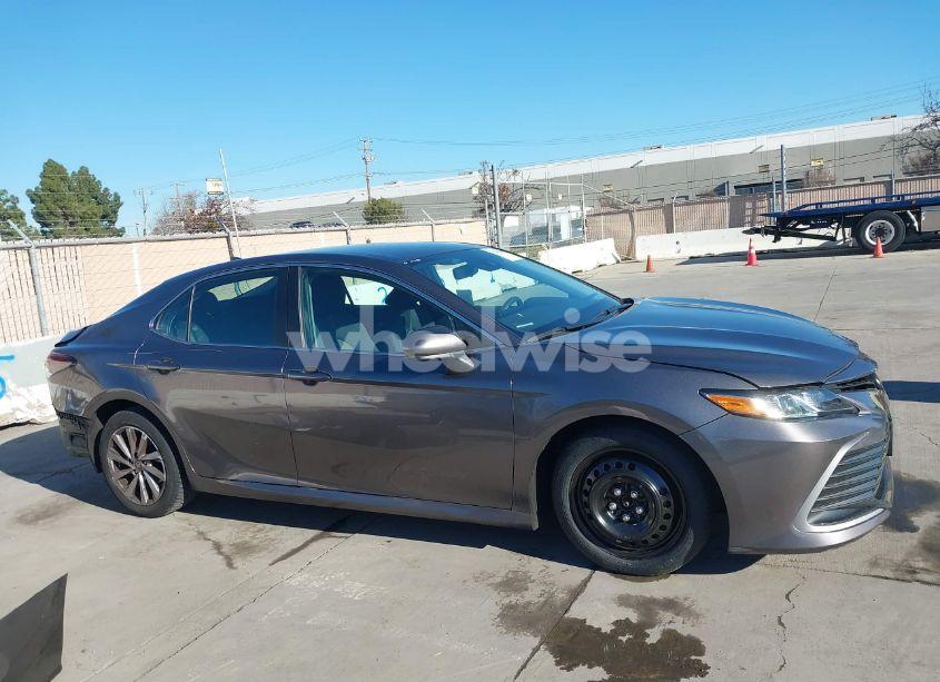 Photo 14 of 2023 Toyota Camry LE (VIN 4T1C11AK4PU178346)