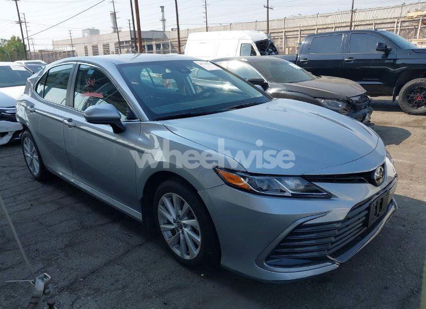 2023 Toyota Camry LE (VIN 4T1C11AK4PU736986) main photo