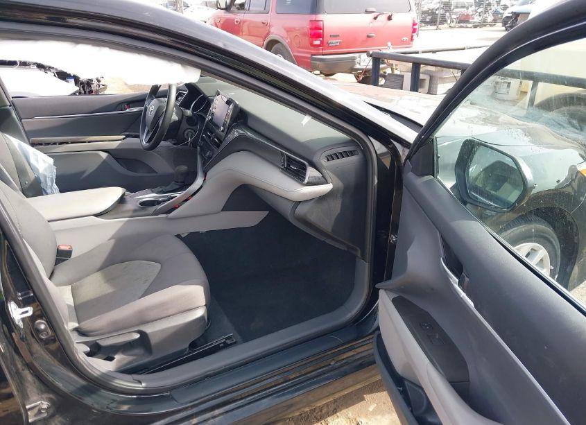 Photo 5 of 2023 Toyota Camry LE (VIN 4T1C11AK4PU773911)