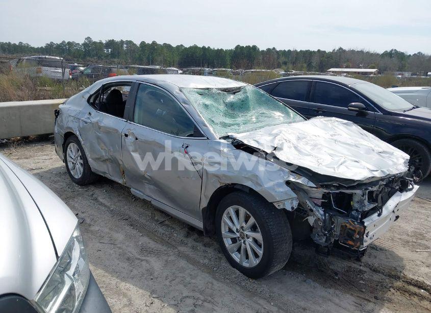 2023 Toyota Camry LE (VIN 4T1C11AK4PU813341) main photo