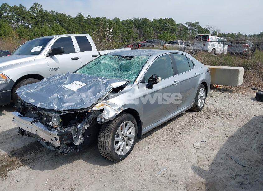 Photo 2 of 2023 Toyota Camry LE (VIN 4T1C11AK4PU813341)