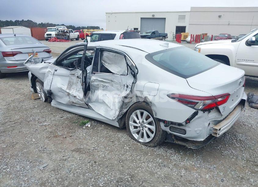 Photo 3 of 2024 Toyota Camry LE (VIN 4T1C11AK4RU203703)