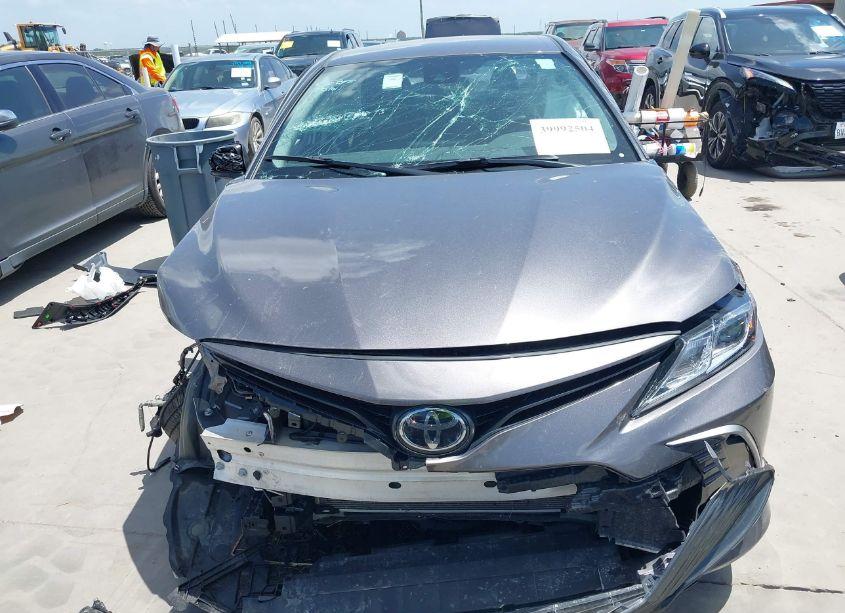 Photo 11 of 2024 Toyota Camry LE (VIN 4T1C11AK4RU222624)