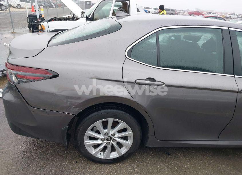 Photo 18 of 2024 Toyota Camry LE (VIN 4T1C11AK4RU234840)