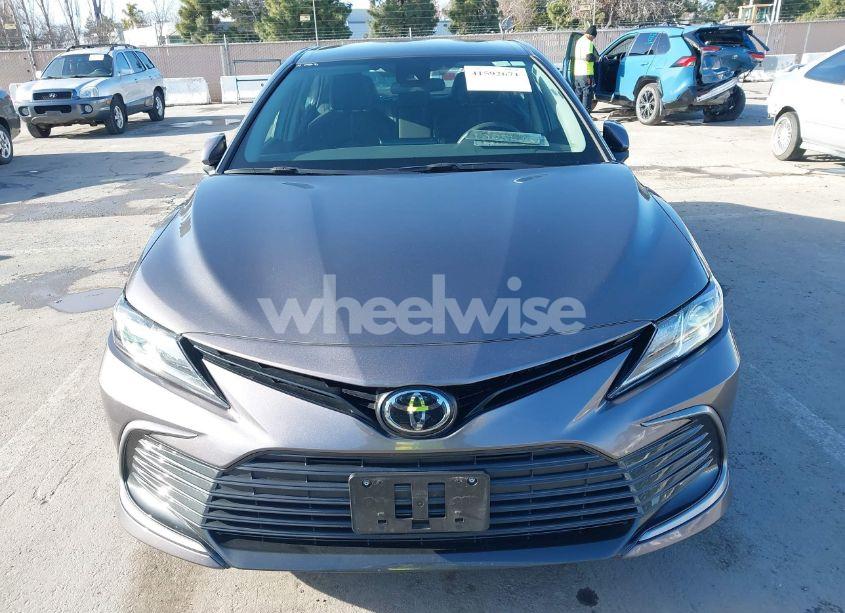 Photo 6 of 2024 Toyota Camry LE (VIN 4T1C11AK4RU902586)