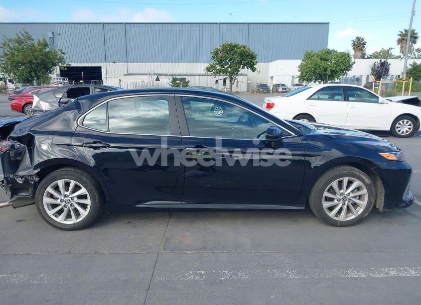 Photo 14 of 2024 Toyota Camry LE (VIN 4T1C11AK4RU915337)