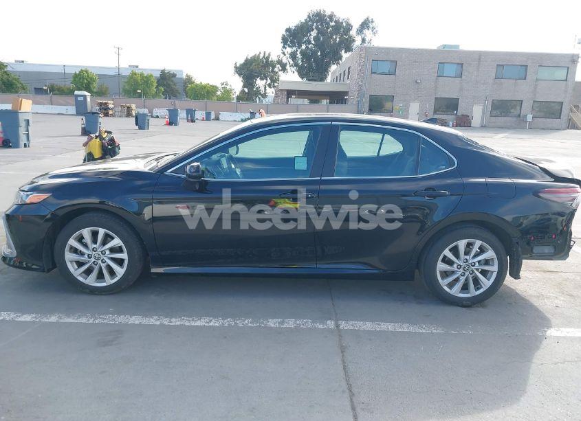 Photo 15 of 2024 Toyota Camry LE (VIN 4T1C11AK4RU915337)