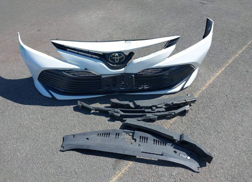 Photo 12 of 2020 Toyota Camry LE (VIN 4T1C11AK5LU311111)