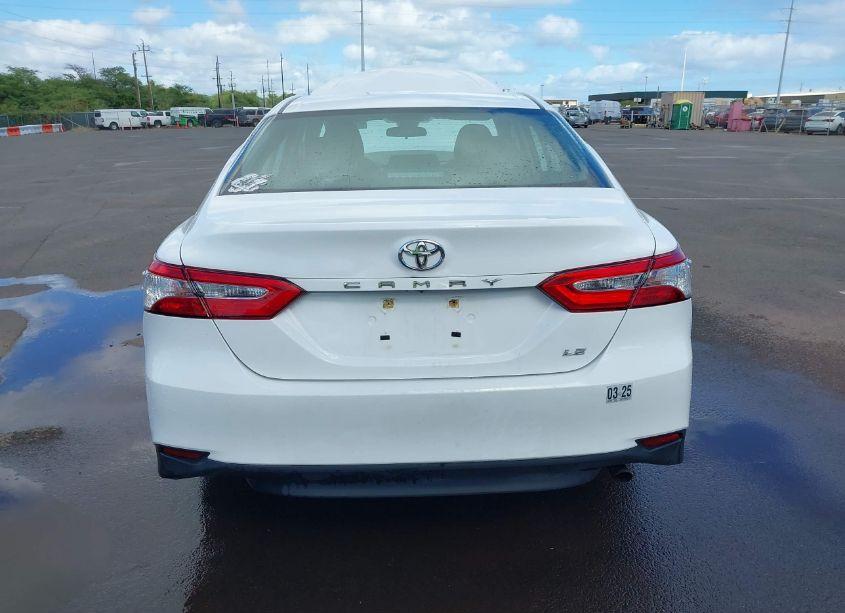 Photo 17 of 2020 Toyota Camry LE (VIN 4T1C11AK5LU311111)