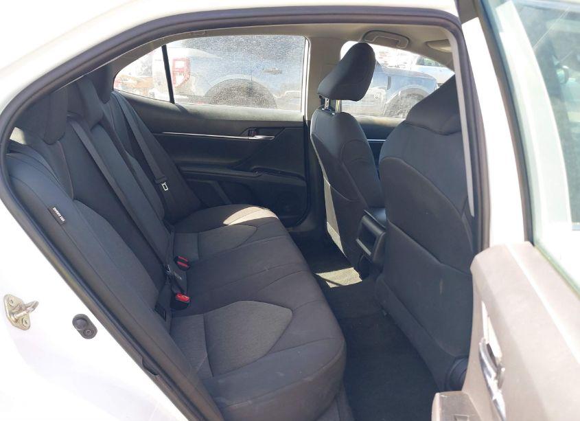 Photo 8 of 2020 Toyota Camry LE (VIN 4T1C11AK5LU311111)